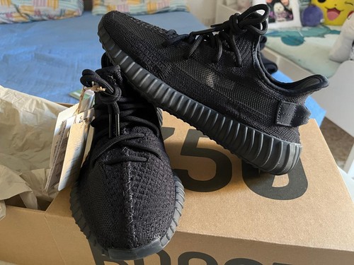 Yeezy boost 350 black - v2,